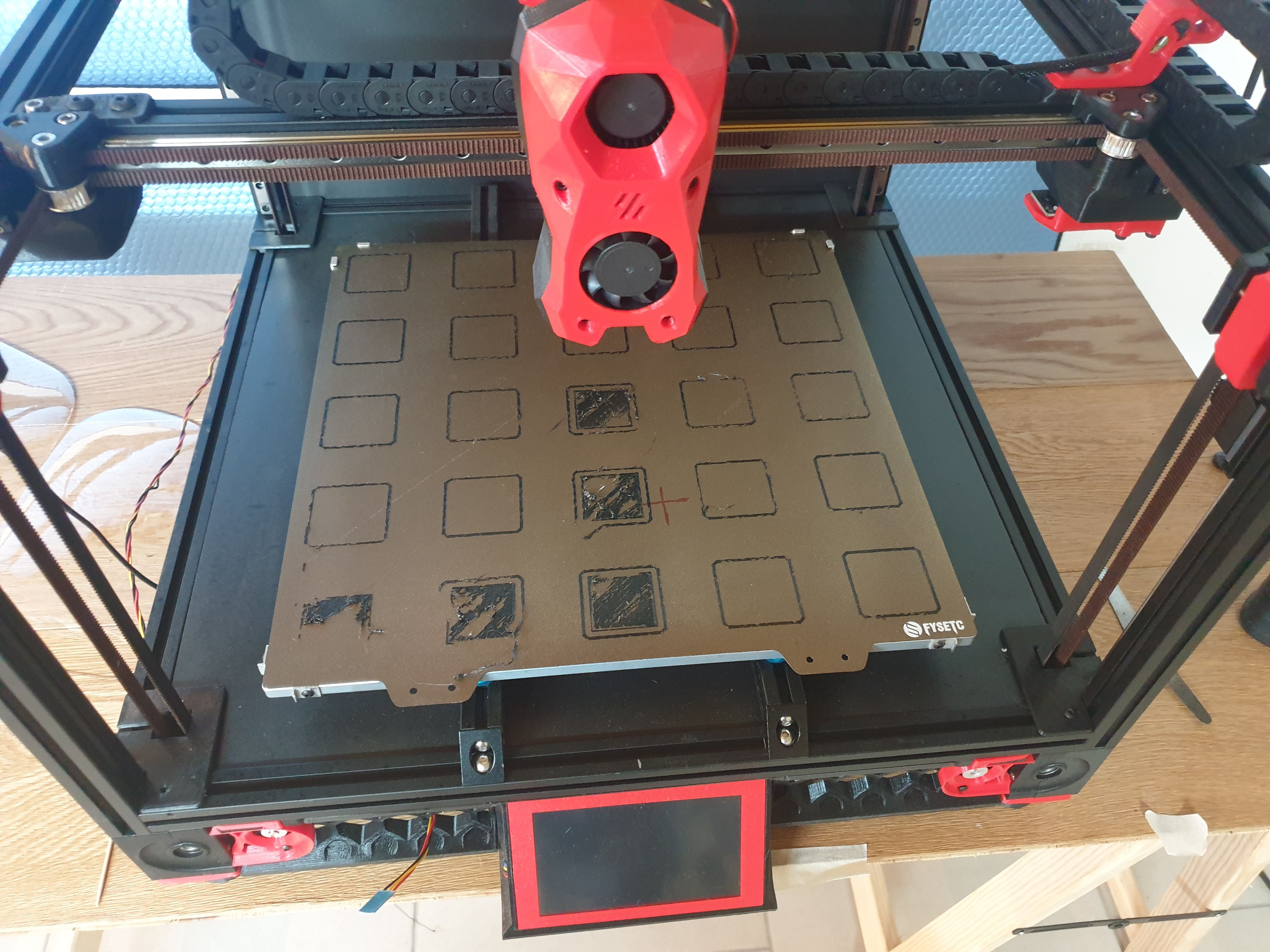 Right Extruder generates E0, Whereas Left extruder doesnt. · Issue